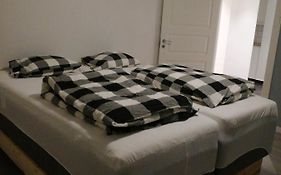 Nice Flat In The Heart Of Bergen City, 2 Bedrooms - 4 Beds
